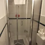 Direkt Am Hauptbahnhof - Perfekt Fuer Pendler Und Monteure דירה *
