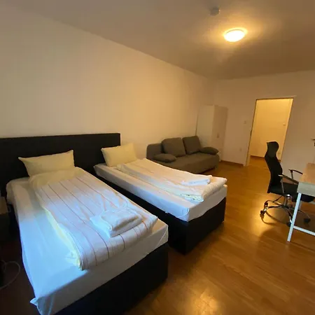 Apartment Direkt Am Hauptbahnhof - Perfekt Fuer Pendler Und Monteure Neumuenster