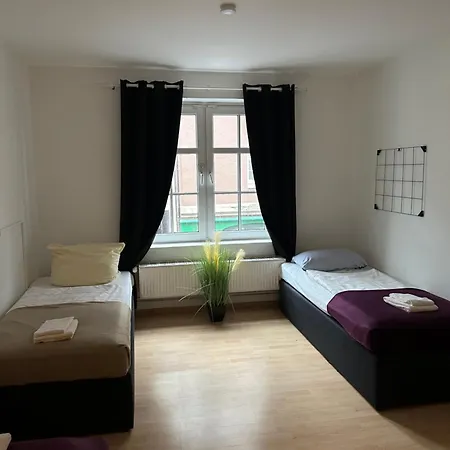 110 Qm Große Direkt Am Hauptbahnhof Apartment Neumünster